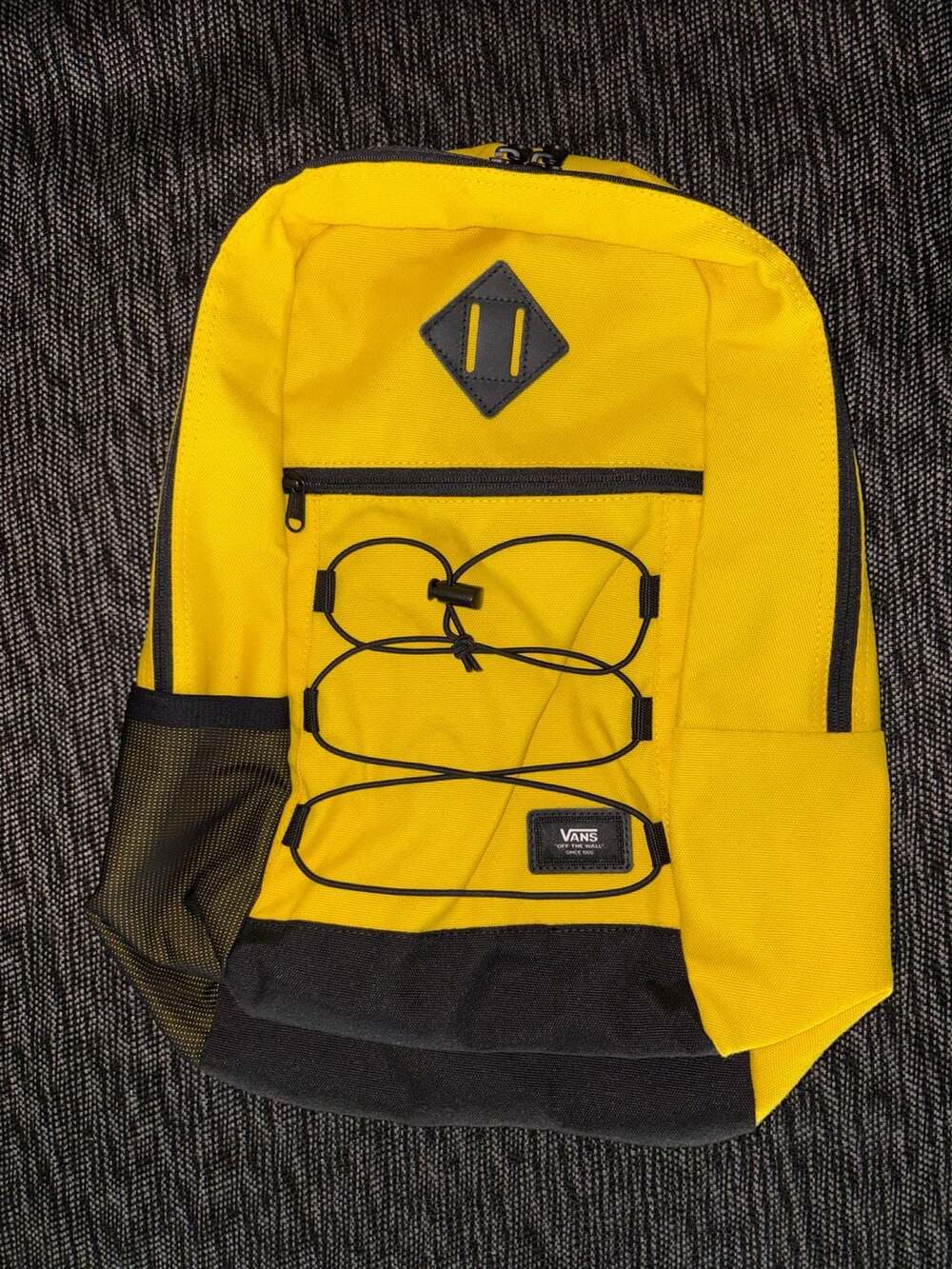 Vans Yellow & Black Backpack NWT – New With Tags